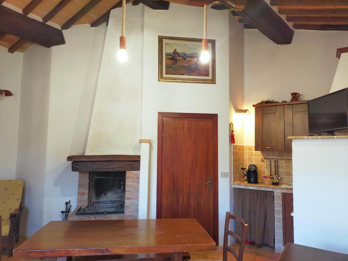 Il Borgo Del Lupo Villa Sarteano Bagian luar foto